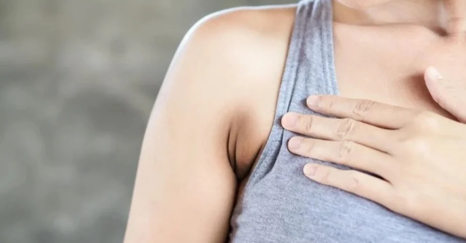 Ảnh bài viết Cảnh báo 5 thói quen tai hại gây thâm nách lâu năm và cách khắc phục 