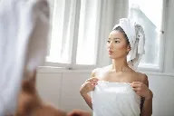 Làm nóng hay làm mát da — chọn bước skincare theo tình trạng da từng ngày
