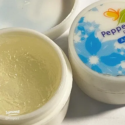 Dầu gió bạc hà Thái Lan dạng thỏi sáp Peppermint Field Balm Gel Stick 
 ảnh 5