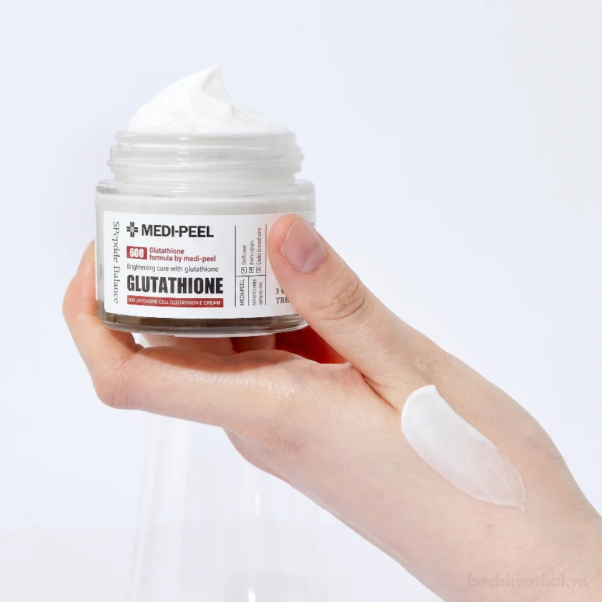 Kem dưỡng trắng Da MEDIPEEL Medi-Peel Bio-Intense Glutathione White Cream 50gr ảnh 2