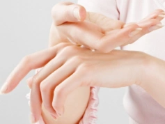 Bật mí 6 cách dưỡng da tay mềm mại cực thích