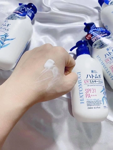 Sữa dưỡng thể trắng da chống nắng Hatomugi UV Milky Gel SPF31 PA+++ Nhật Bản ảnh 7