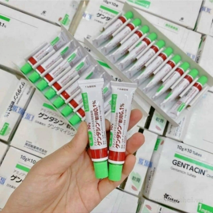 Gel xóa mờ sẹo đánh bay mụn Gentacin Ointment 0.1% Nhật Bản ảnh 10
