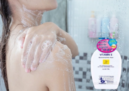 Sữa tắm giàu Vitamin E Moisturizing Body Wash dưỡng ẩm sâu chống oxy hóa ảnh 10