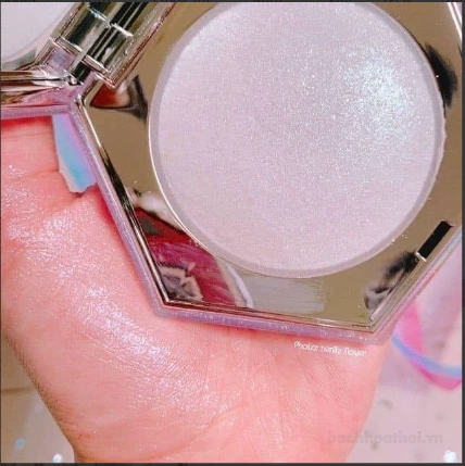 Phấn bắt sáng Sivanna Colors Ultra Diamond Highlight Power ảnh 13