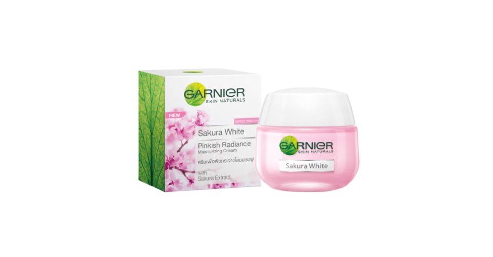 Kem dưỡng trắng Garnier Sakura White Night Cream