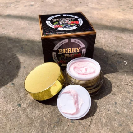 Kem trị nám dưỡng trắng da Berry Plus Extra Whitening Cream ảnh 11