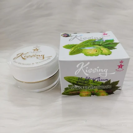 Kem mướp đắng loại bỏ nám và làm trắng da Kissing Anti Melasma & Whitening ảnh 17