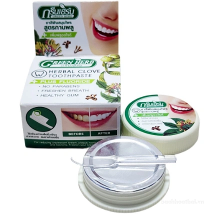 Bột tẩy trắng răng Green Herb Herbal Clove Toothpaste Thái Lan hương dừa và đinh hương   ảnh 2